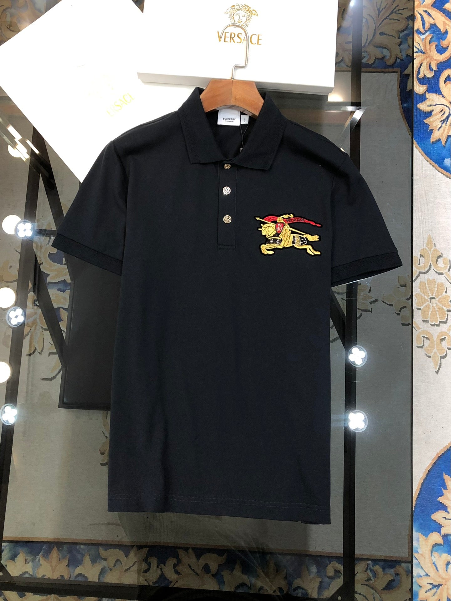 BURBERRY 2024 Early Spring Men’s Polo Shirt with Embroidered Knight Logo