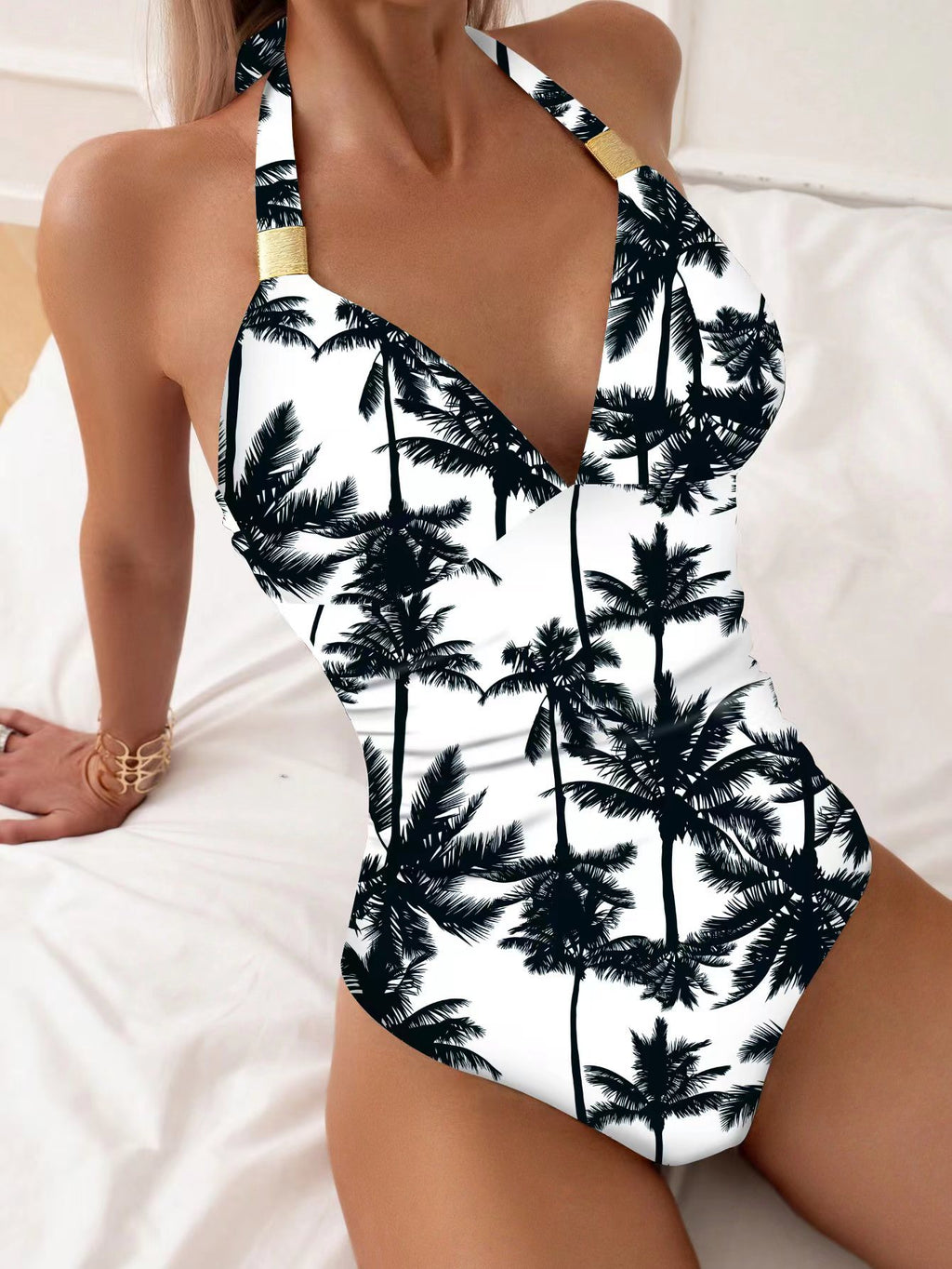 欧美外贸连体泳衣女保守显瘦速干泳装沙滩温泉度假系绳吊带泳衣