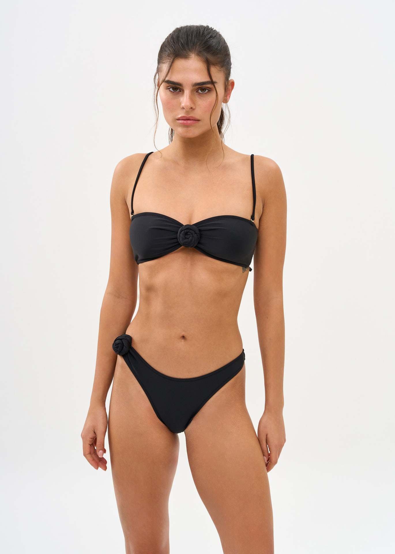 2025欧美新款纯色有光锦纶立体花朵分体泳衣女外贸性感高腰比基尼