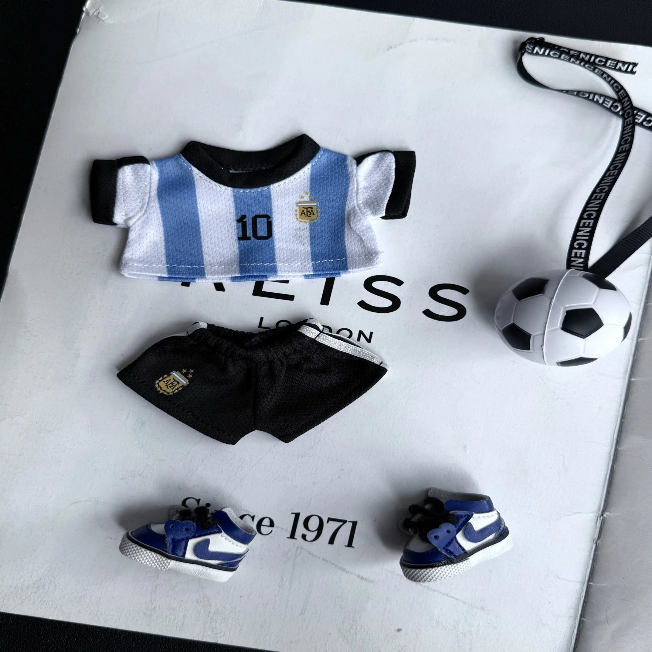 Pop Mart 17cm Labubu Doll Clothes – Soccer & Basketball Sports Uniform Set – Fits Gen 1/2/3 (Clothes Only, Doll Not Included)-04 - INNZEA OFFICIAL