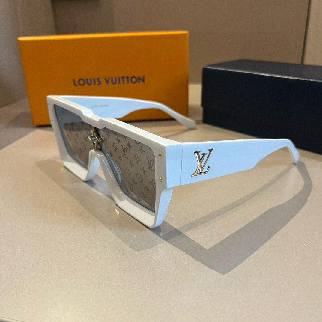 LV82