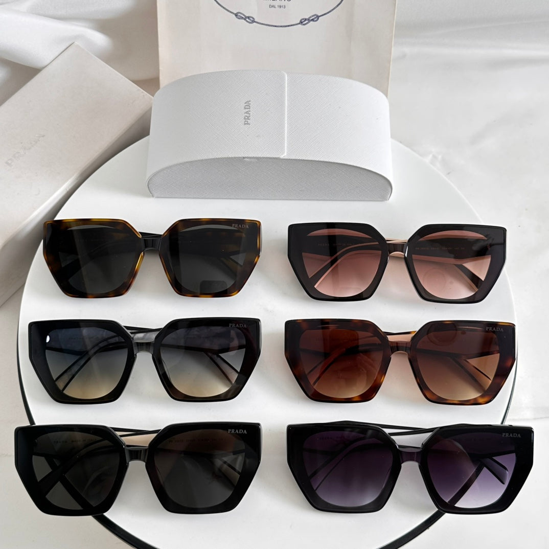 PRADA02