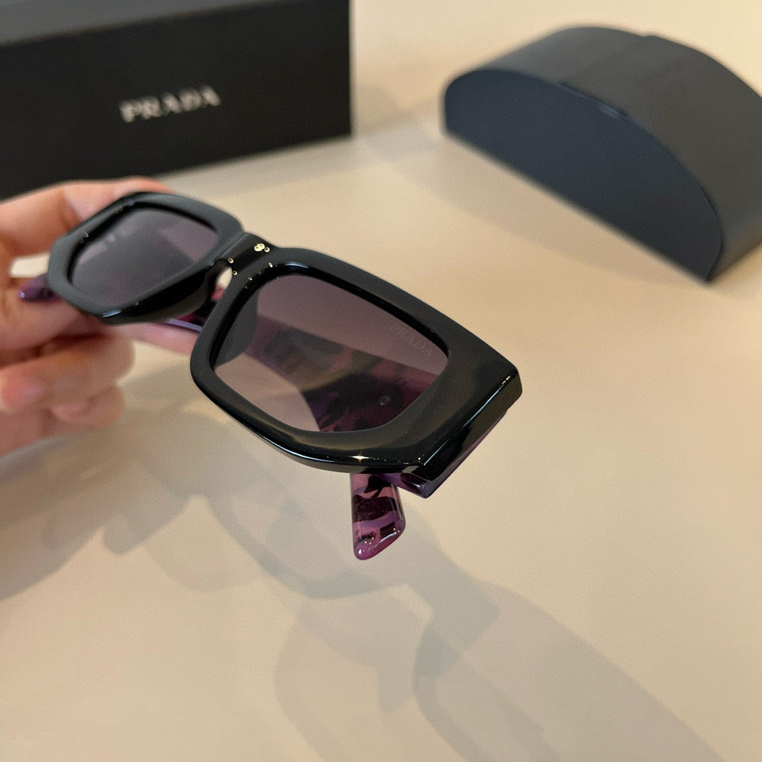 PRADA05