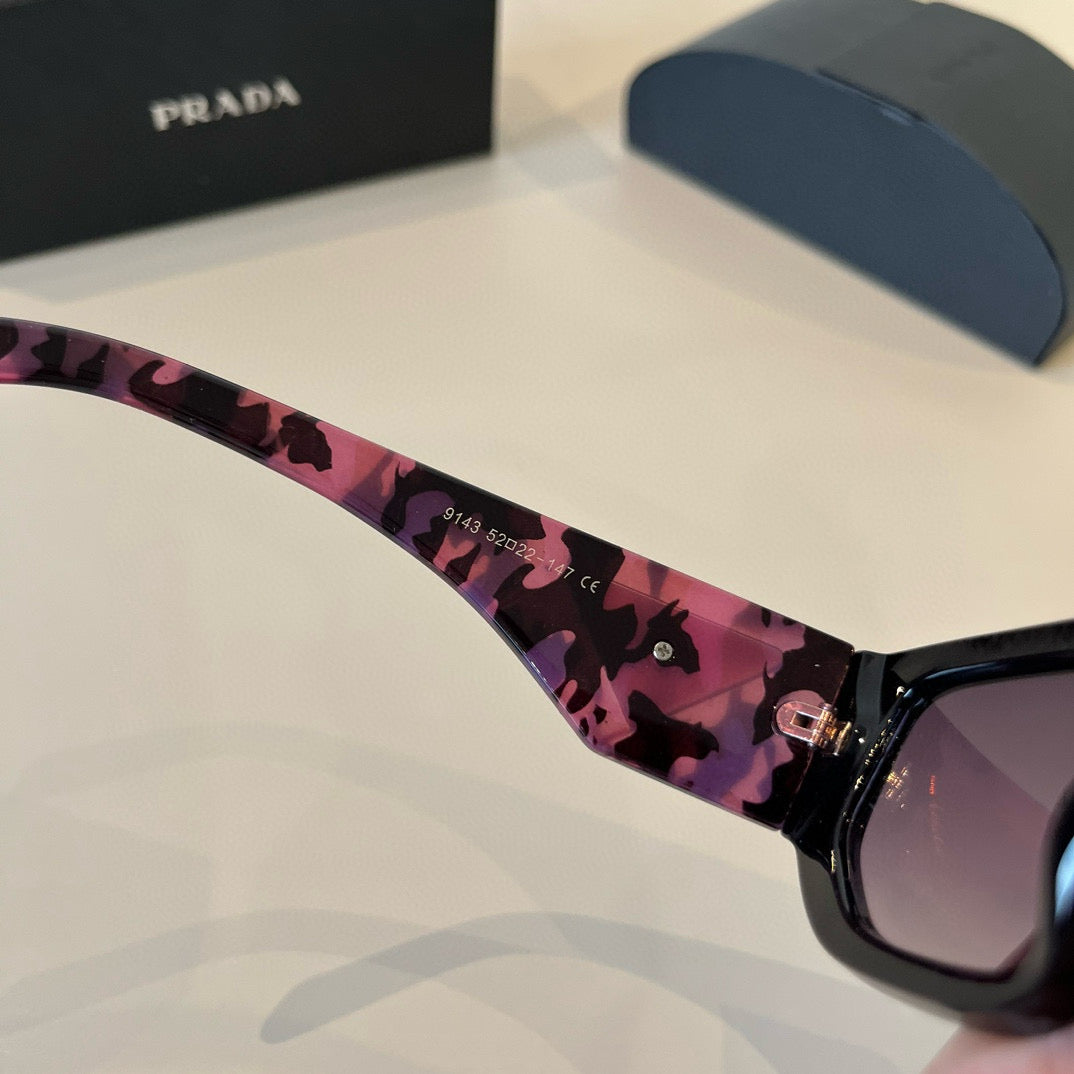 PRADA05