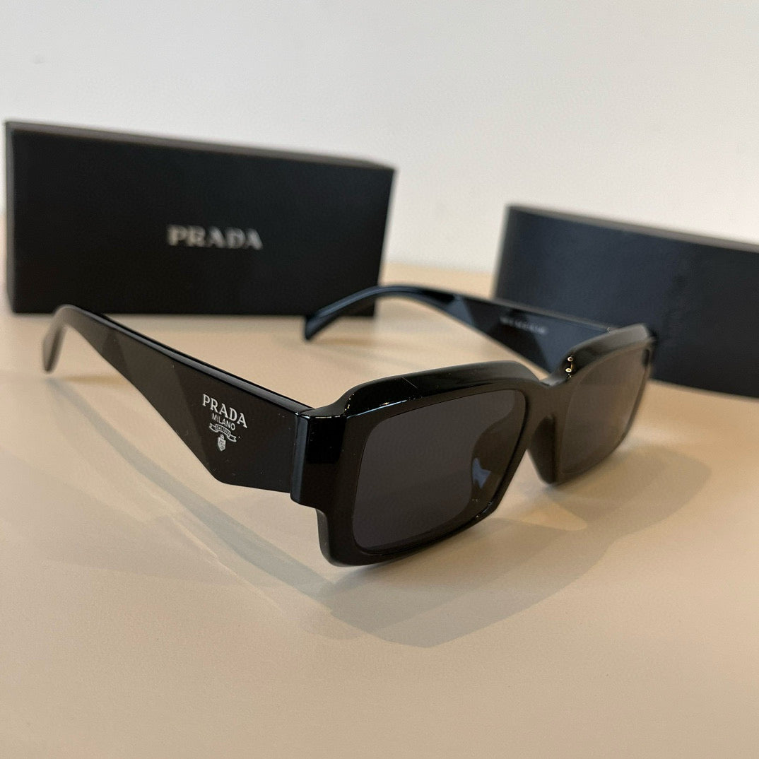 PRADA08