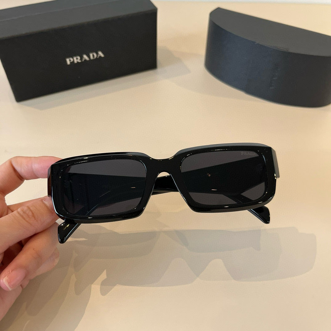 PRADA08