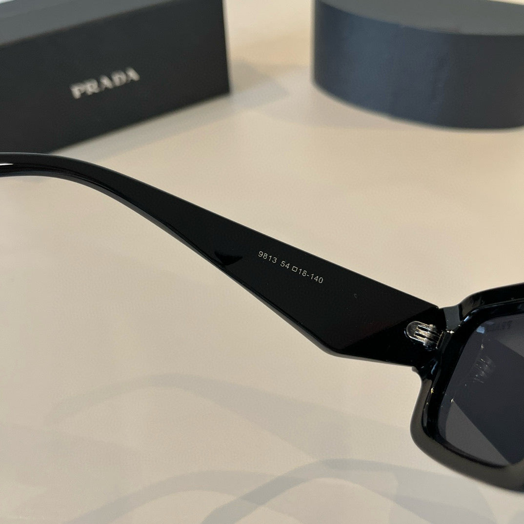 PRADA08