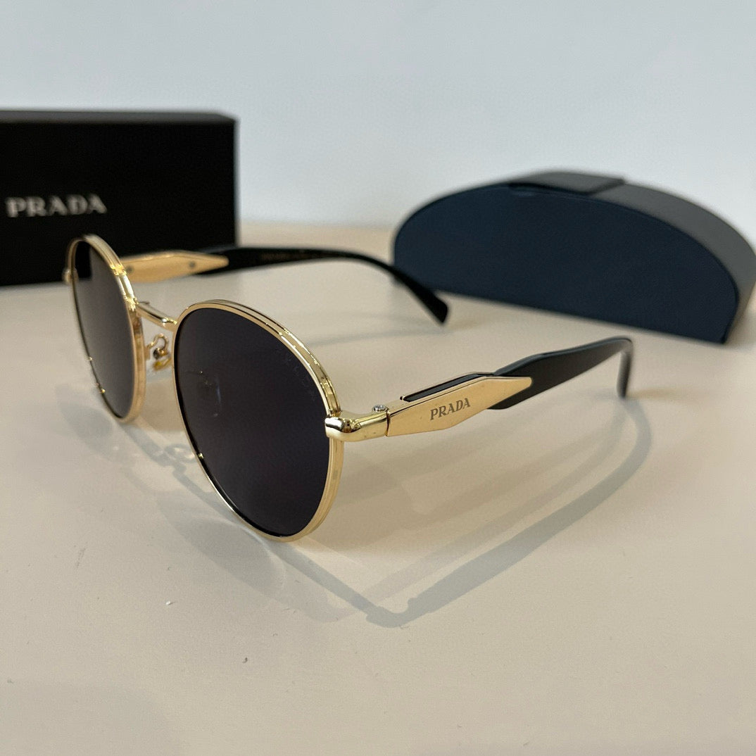 PRADA11