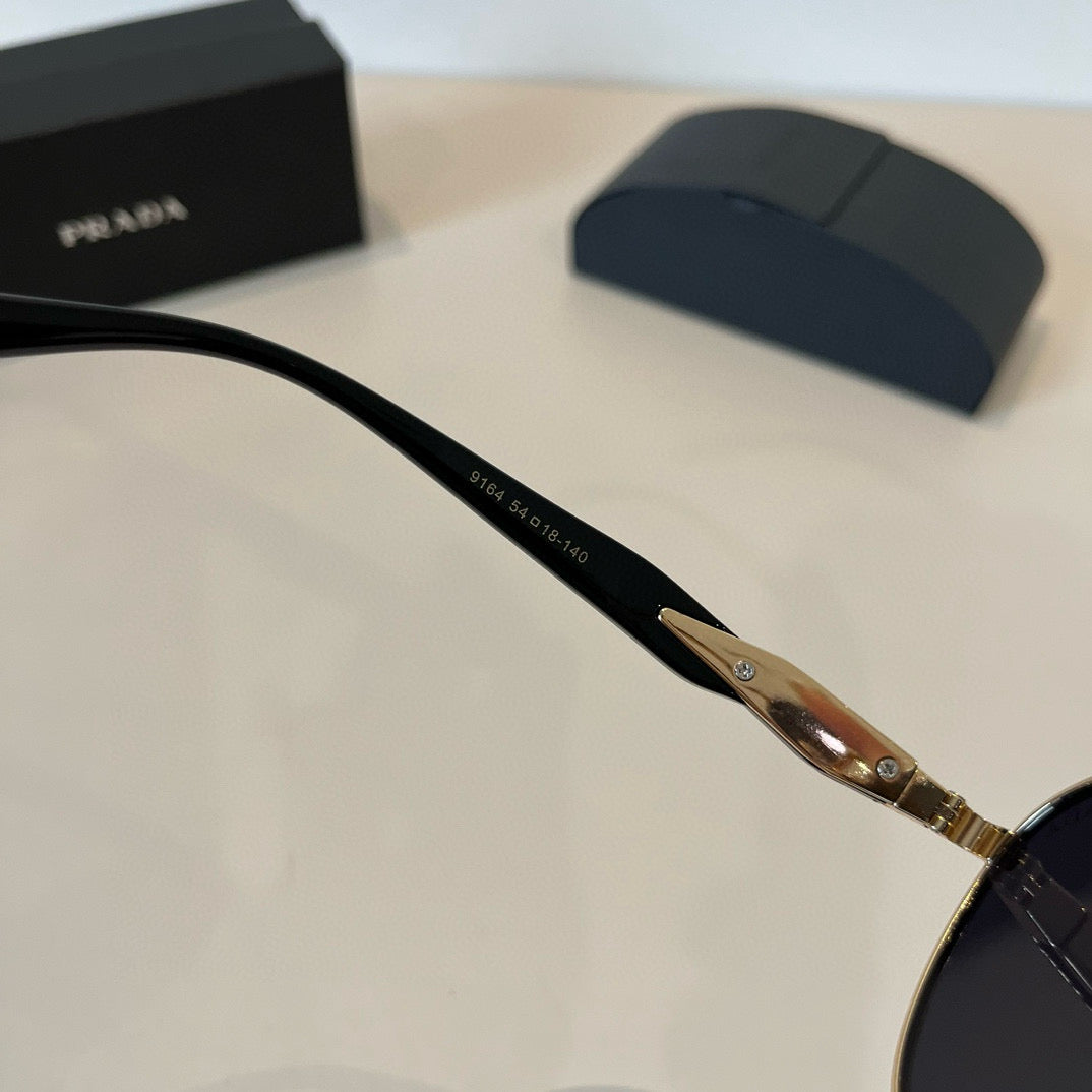 PRADA11