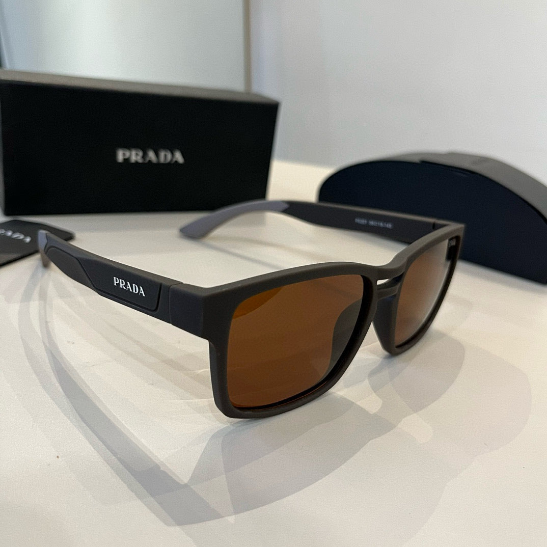 PRADA13