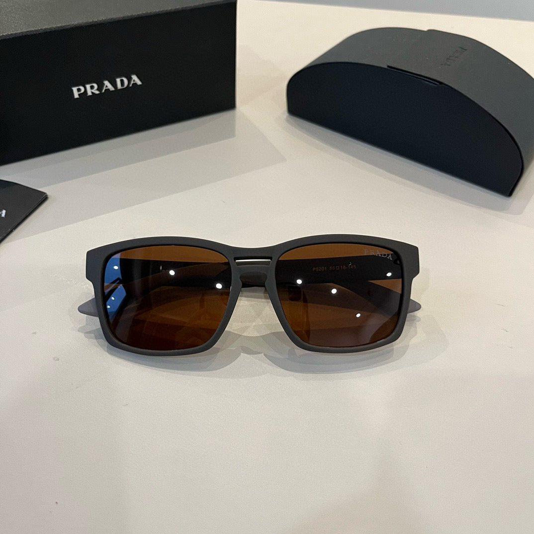 PRADA13