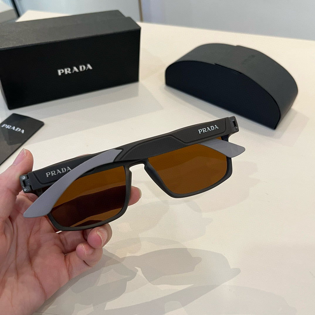 PRADA13