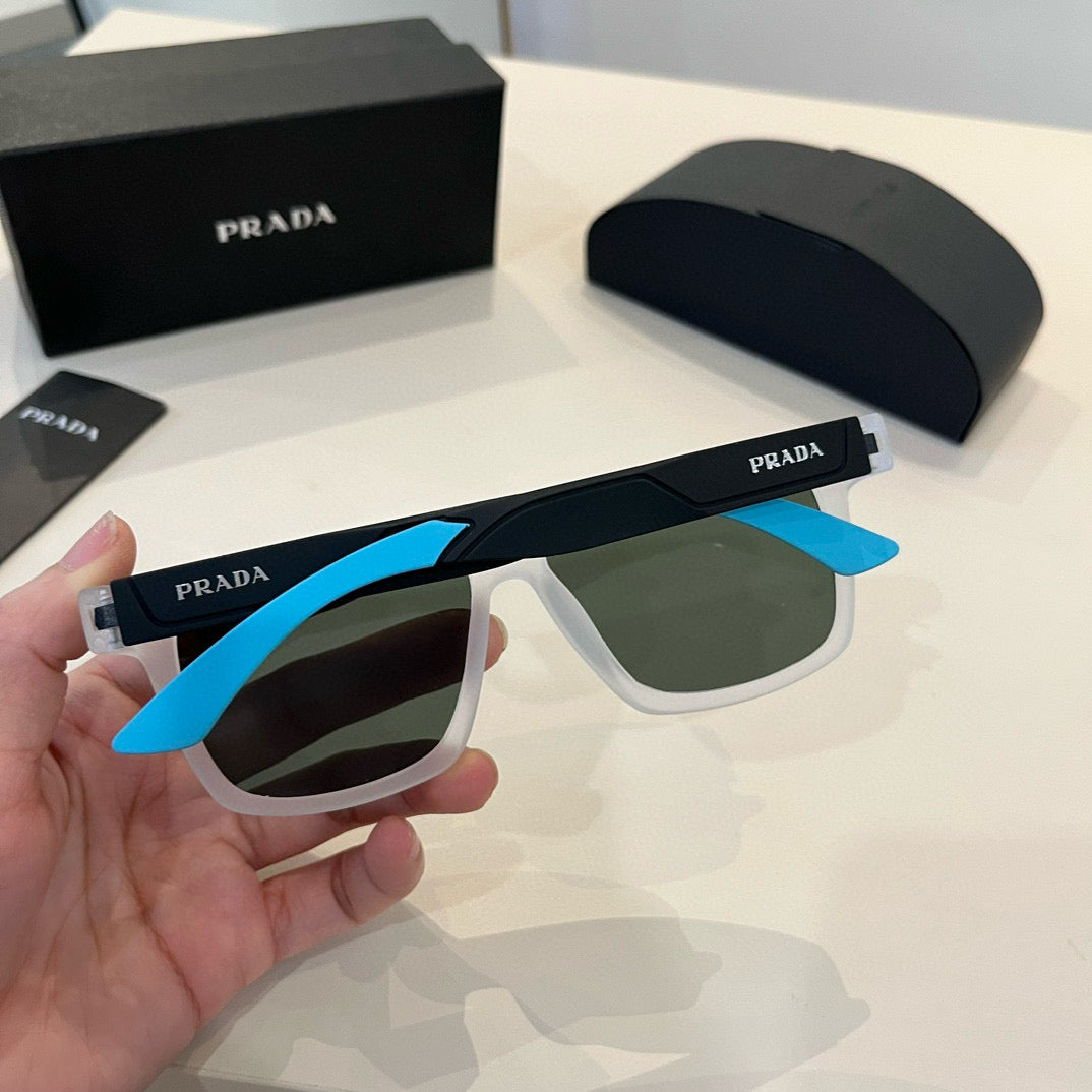 PRADA14