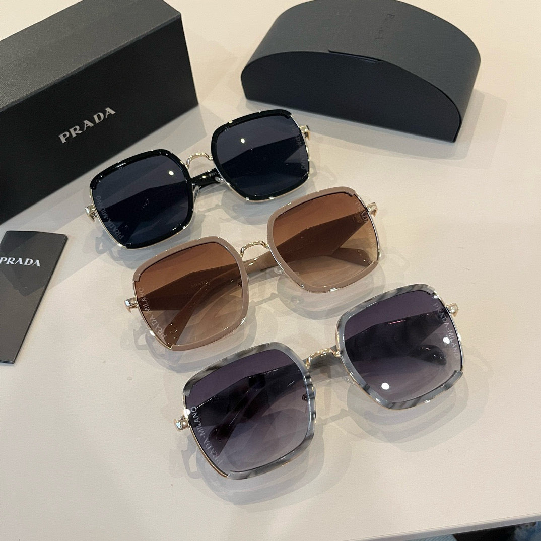 PRADA15