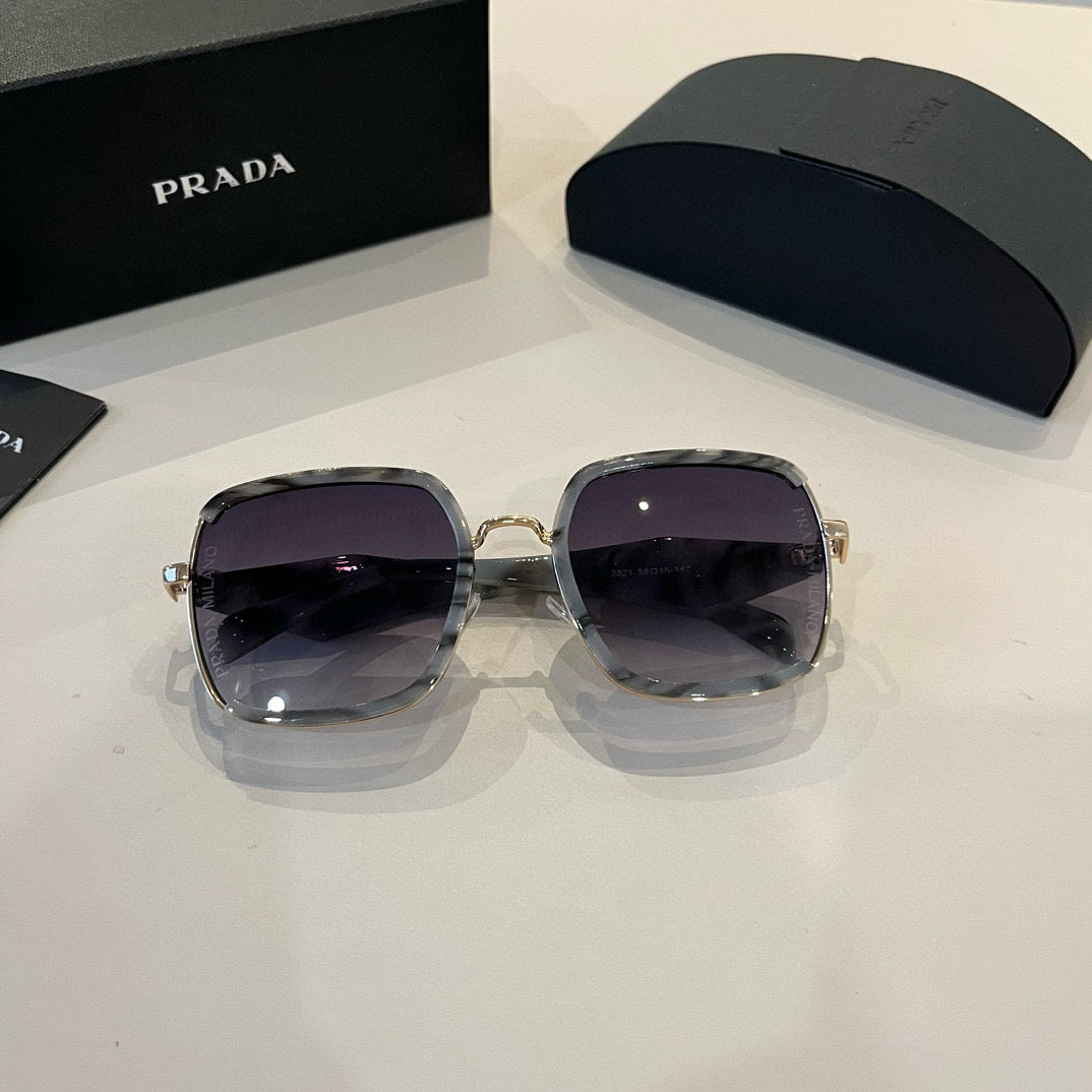 PRADA16