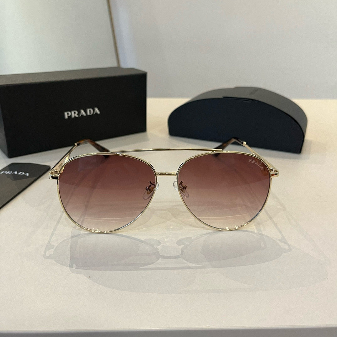 PRADA18