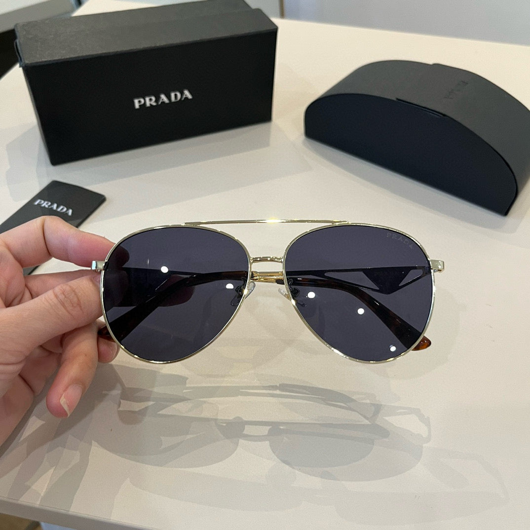 PRADA19