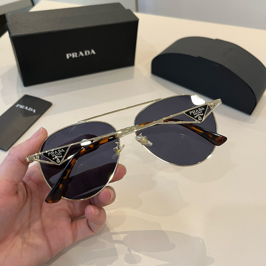 PRADA19