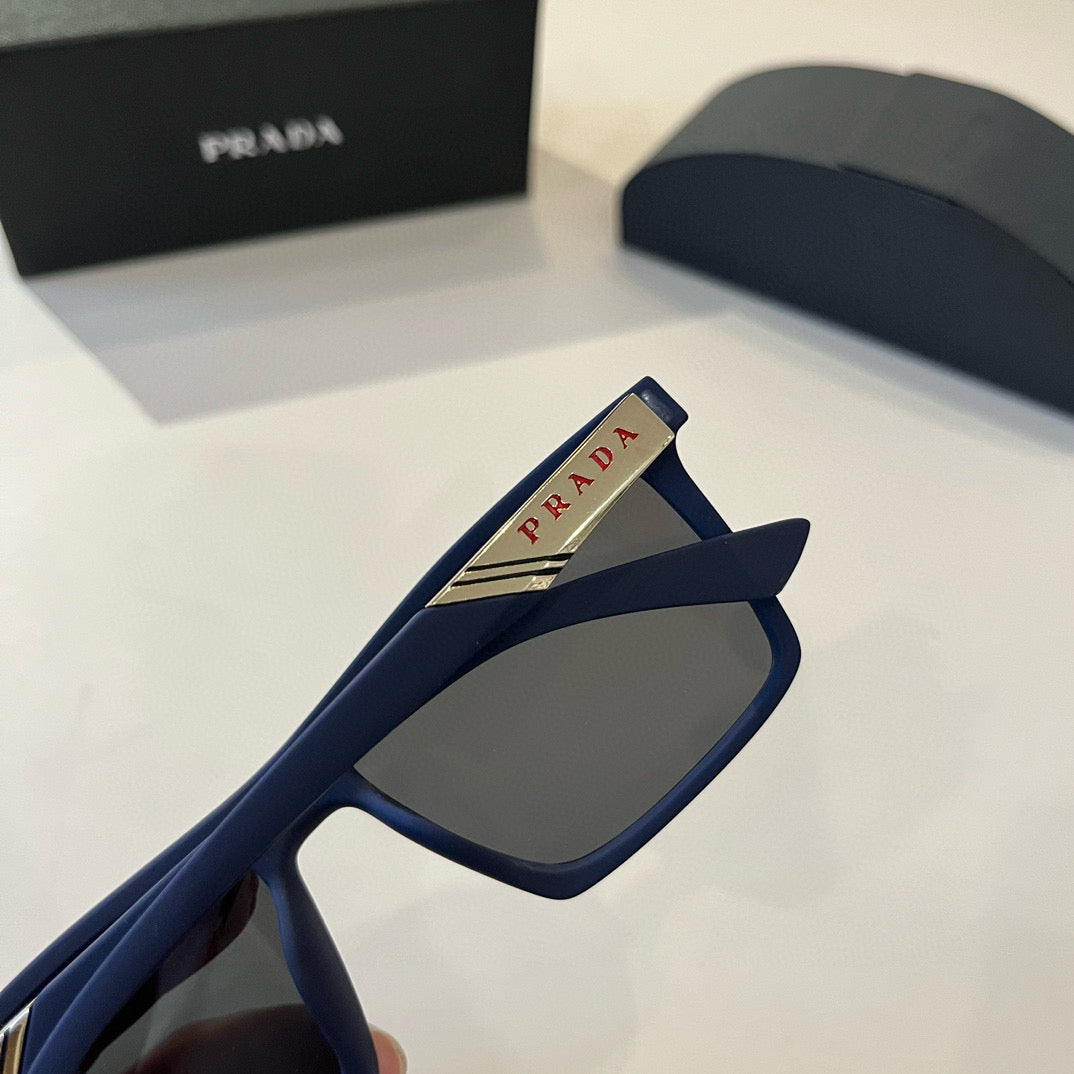PRADA21