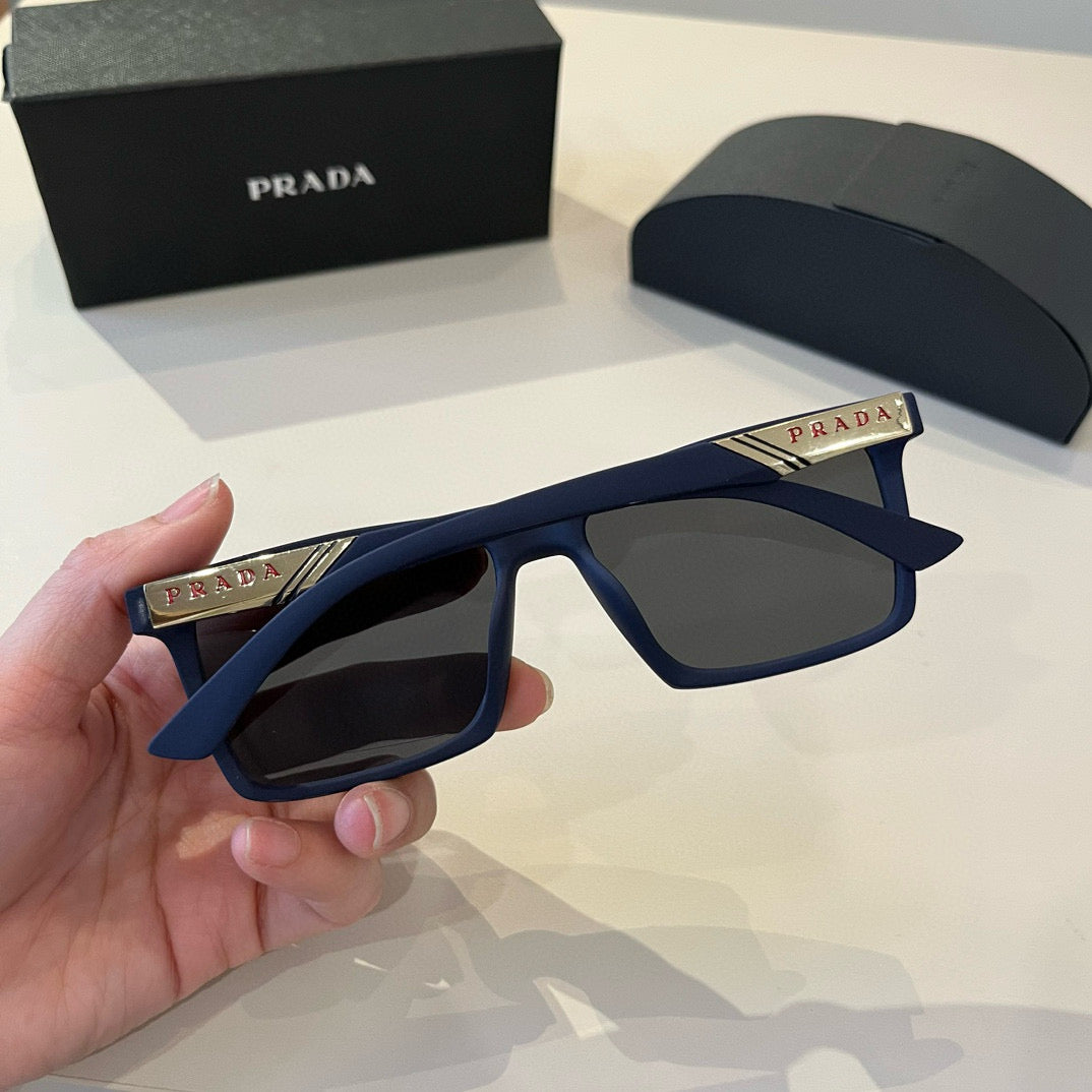 PRADA21