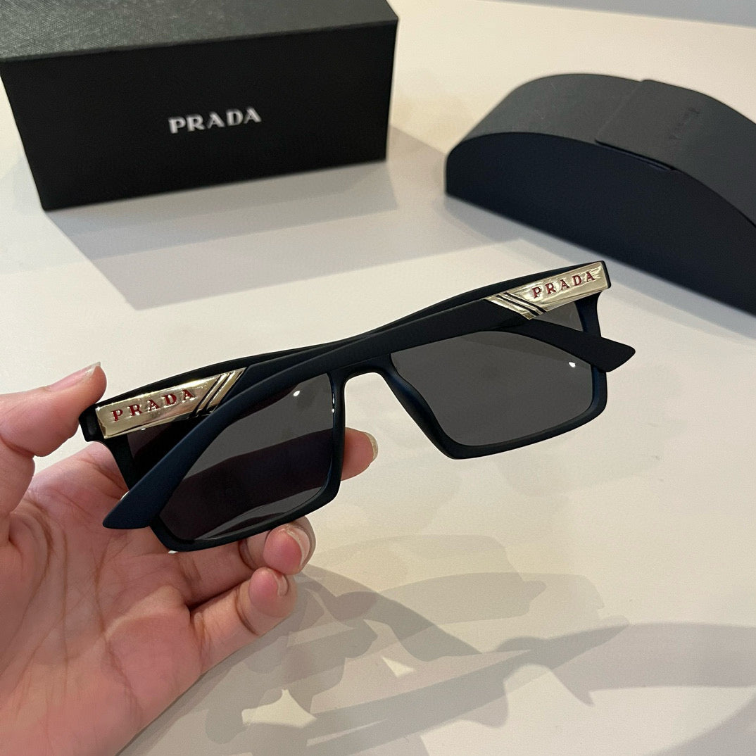 PRADA22