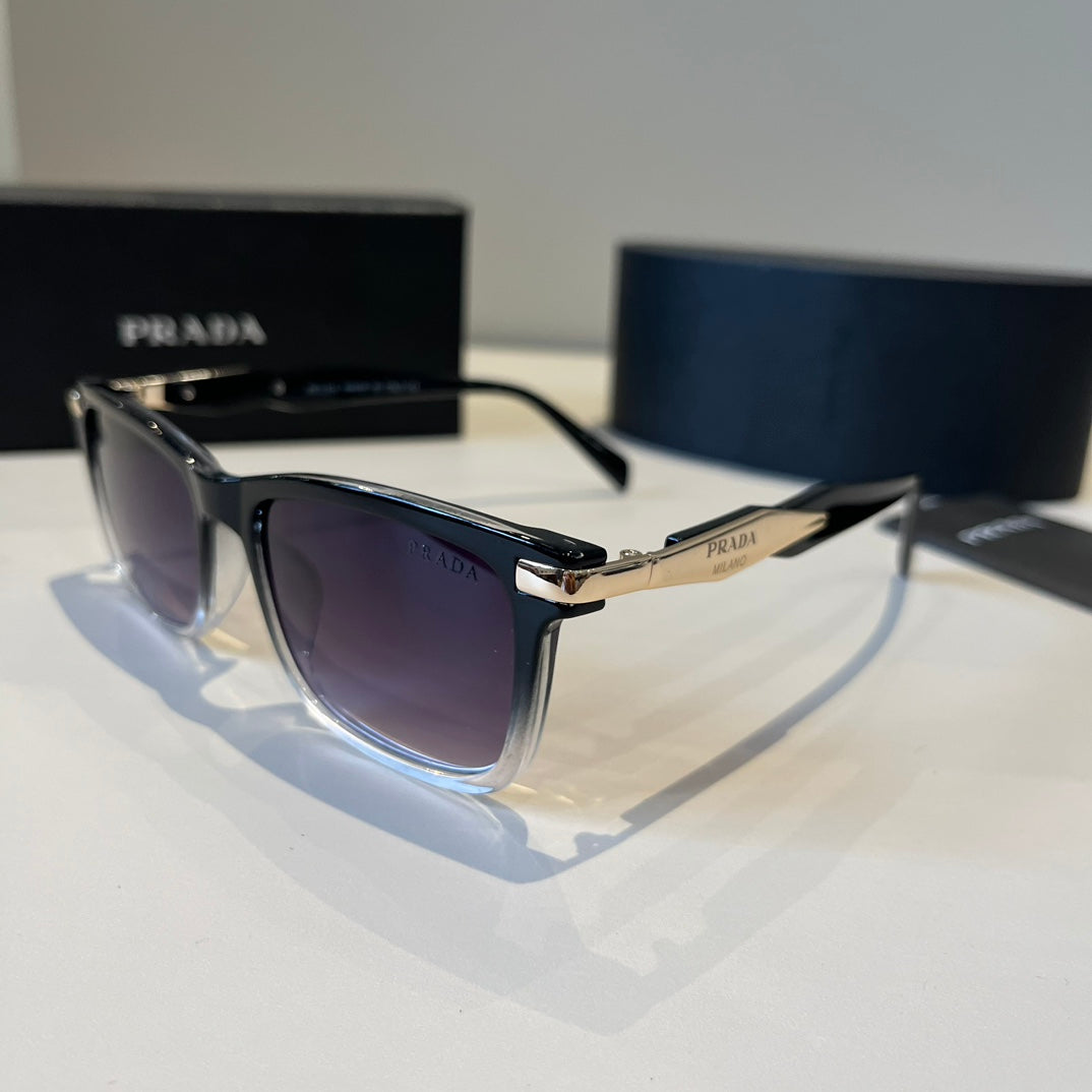 PRADA30