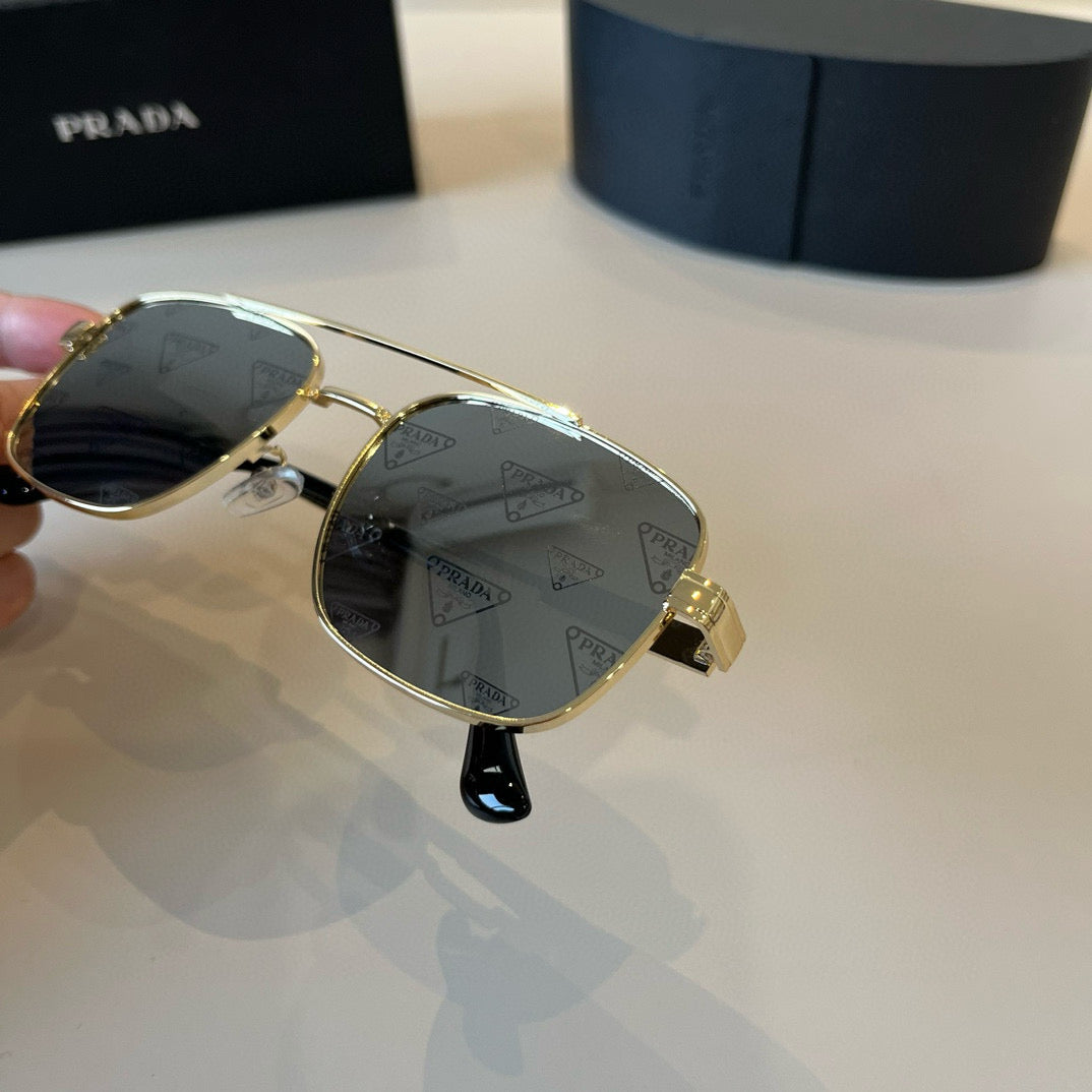 PRADA53