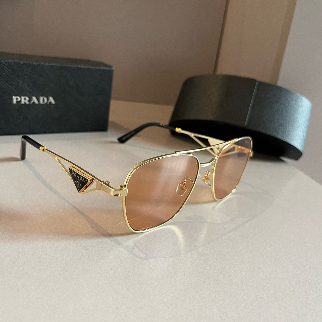 PRADA56