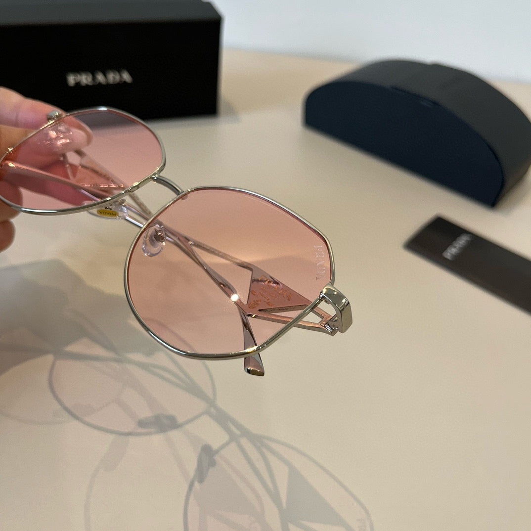 PRADA57