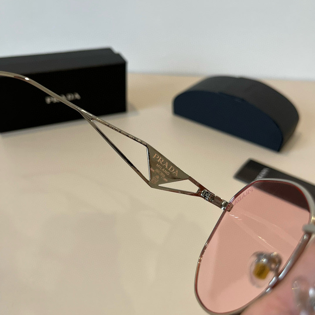PRADA57