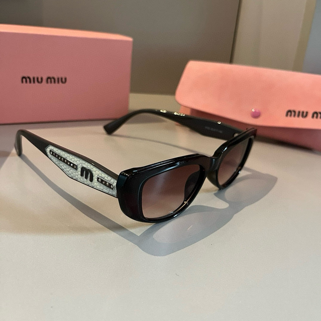 MIIU/17