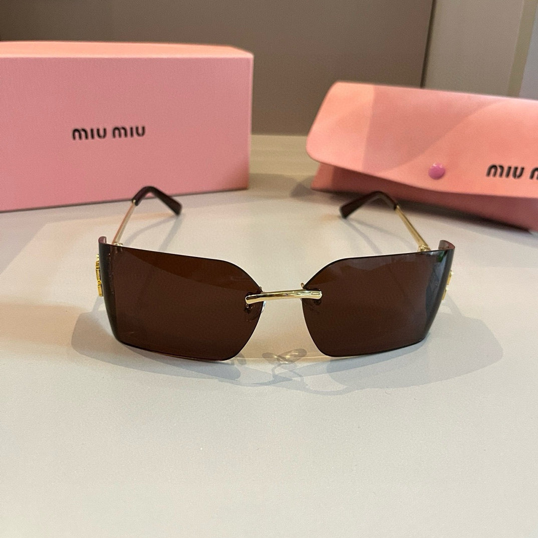 MIIU/23