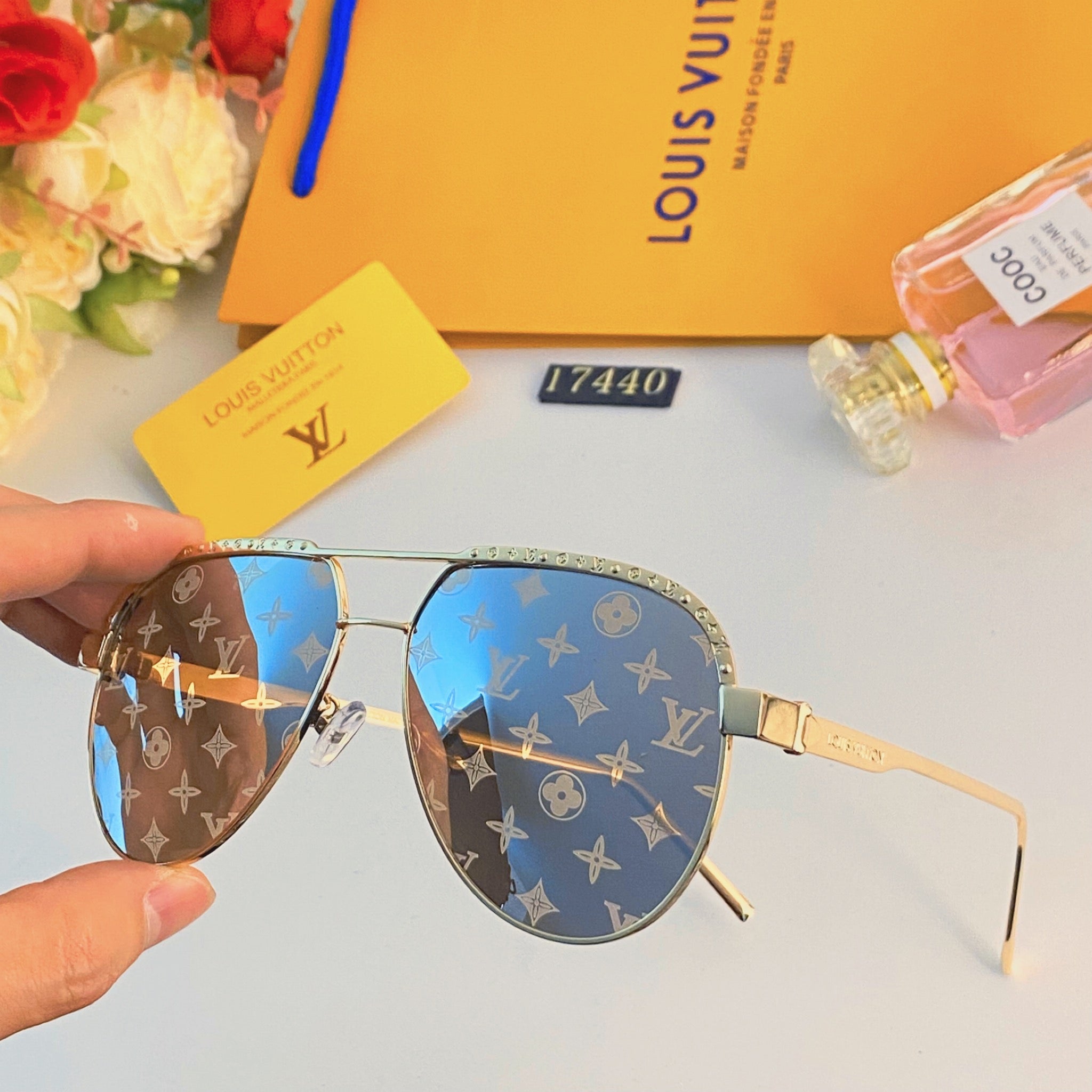 LV popular printed sunglasses-225
