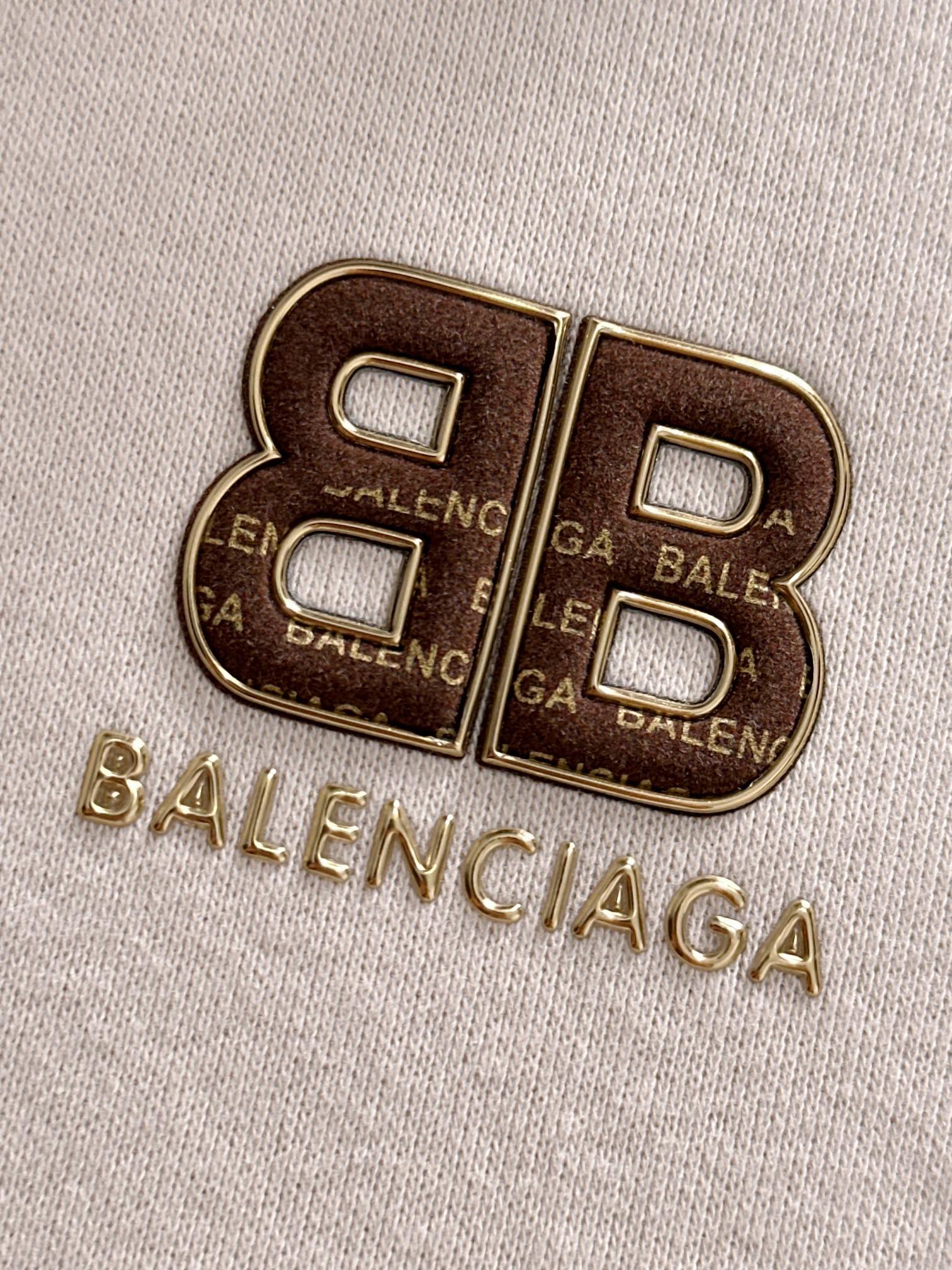 Balenciaga FW Reversible Fleece Zip Hoodie – Oversized Parisian Streetwear