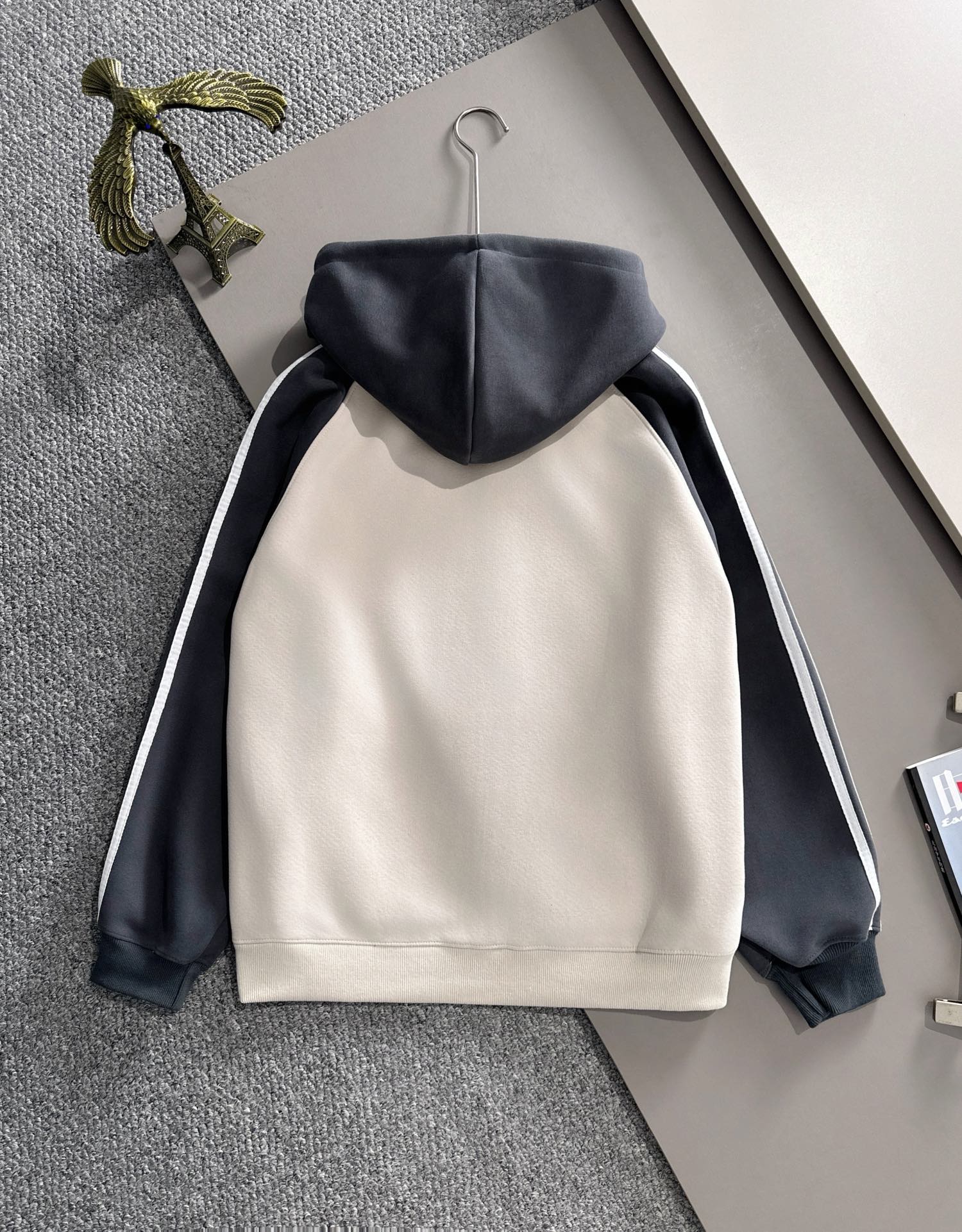Balenciaga FW Reversible Fleece Zip Hoodie – Oversized Parisian Streetwear