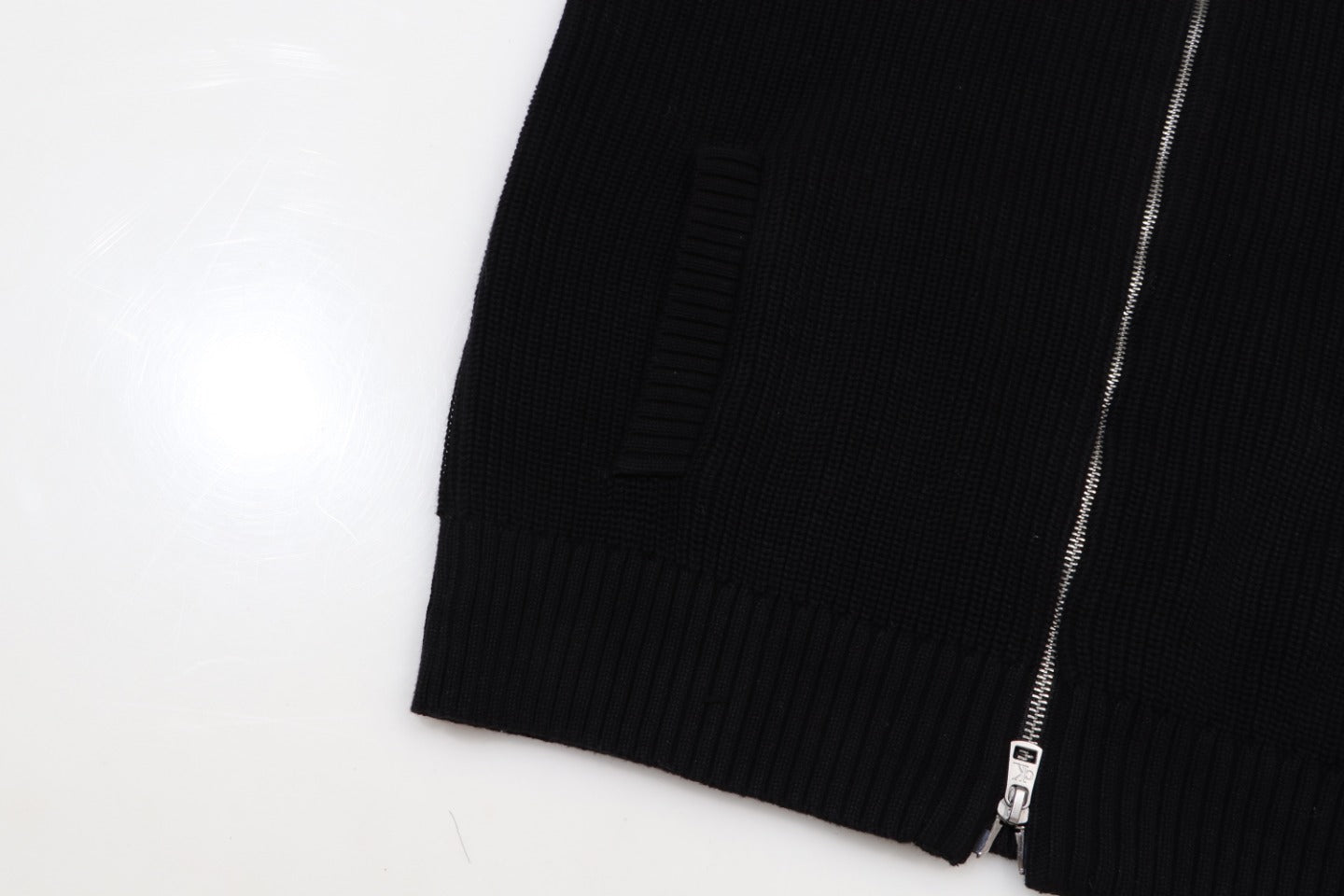 Calvin Klein Knit Zip Sweater Jacket – Unisex Heavyweight Cardigan (S420)