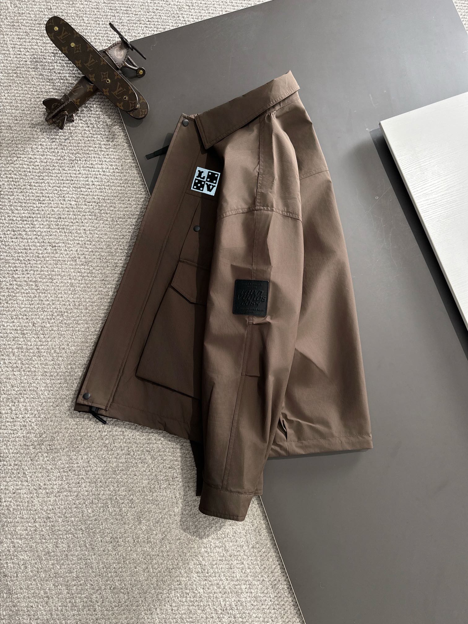 LV Fall Winter 2024 New Nylon Trench Jacket | Timeless Urban Luxury