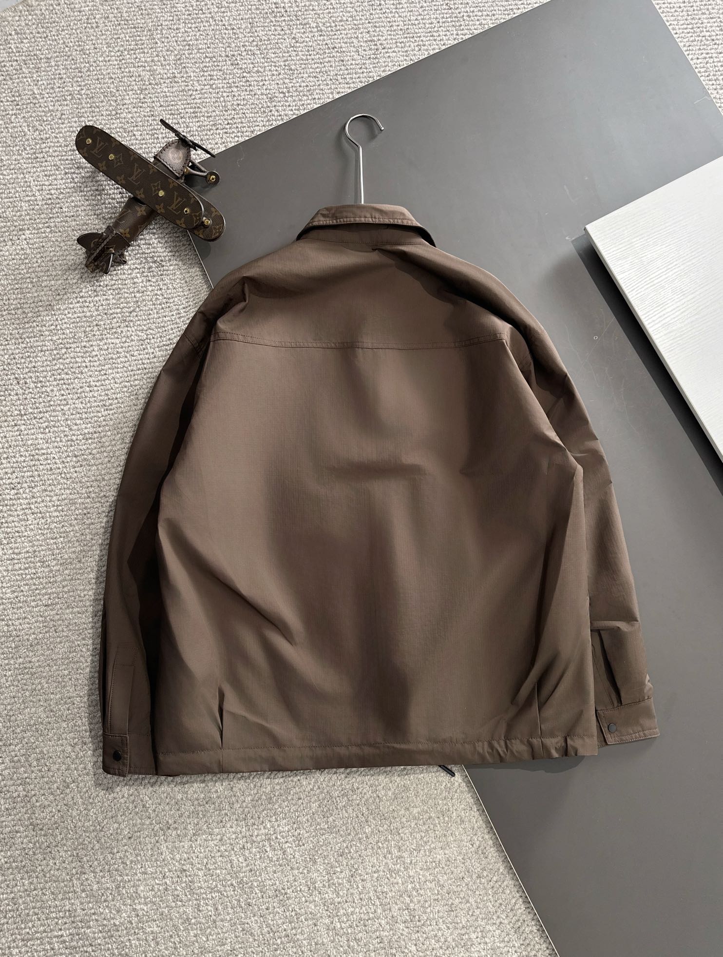 LV Fall Winter 2024 New Nylon Trench Jacket | Timeless Urban Luxury
