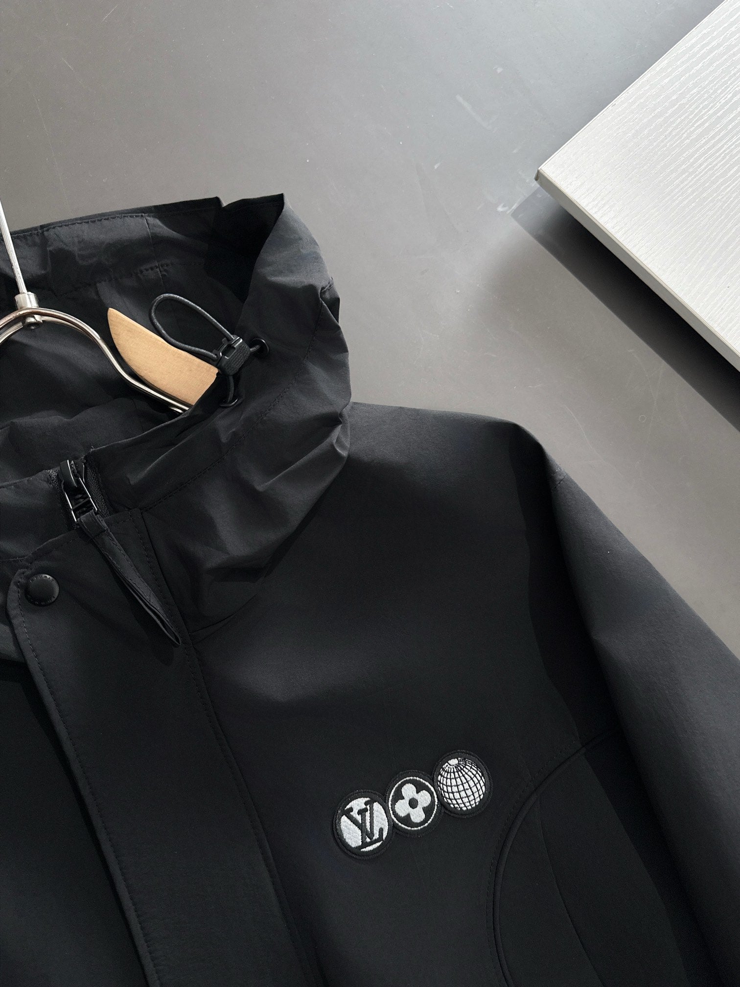 LV Fall Winter 2024 Hooded Nylon Trench Jacket with Zipper | Iconic Urban Luxury