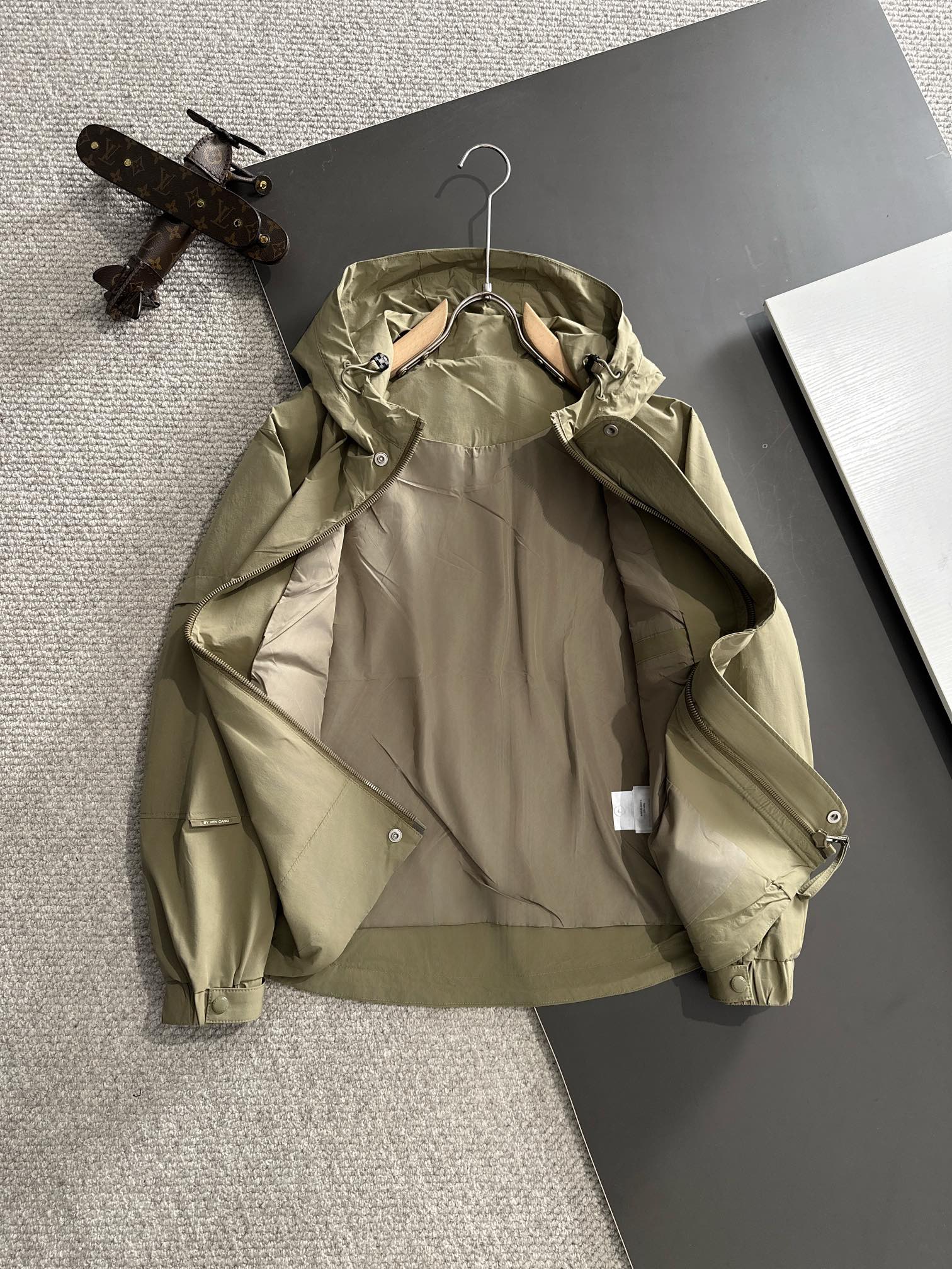 LV Fall Winter 2024 Hooded Nylon Zip Trench Jacket | Refined Urban Luxury