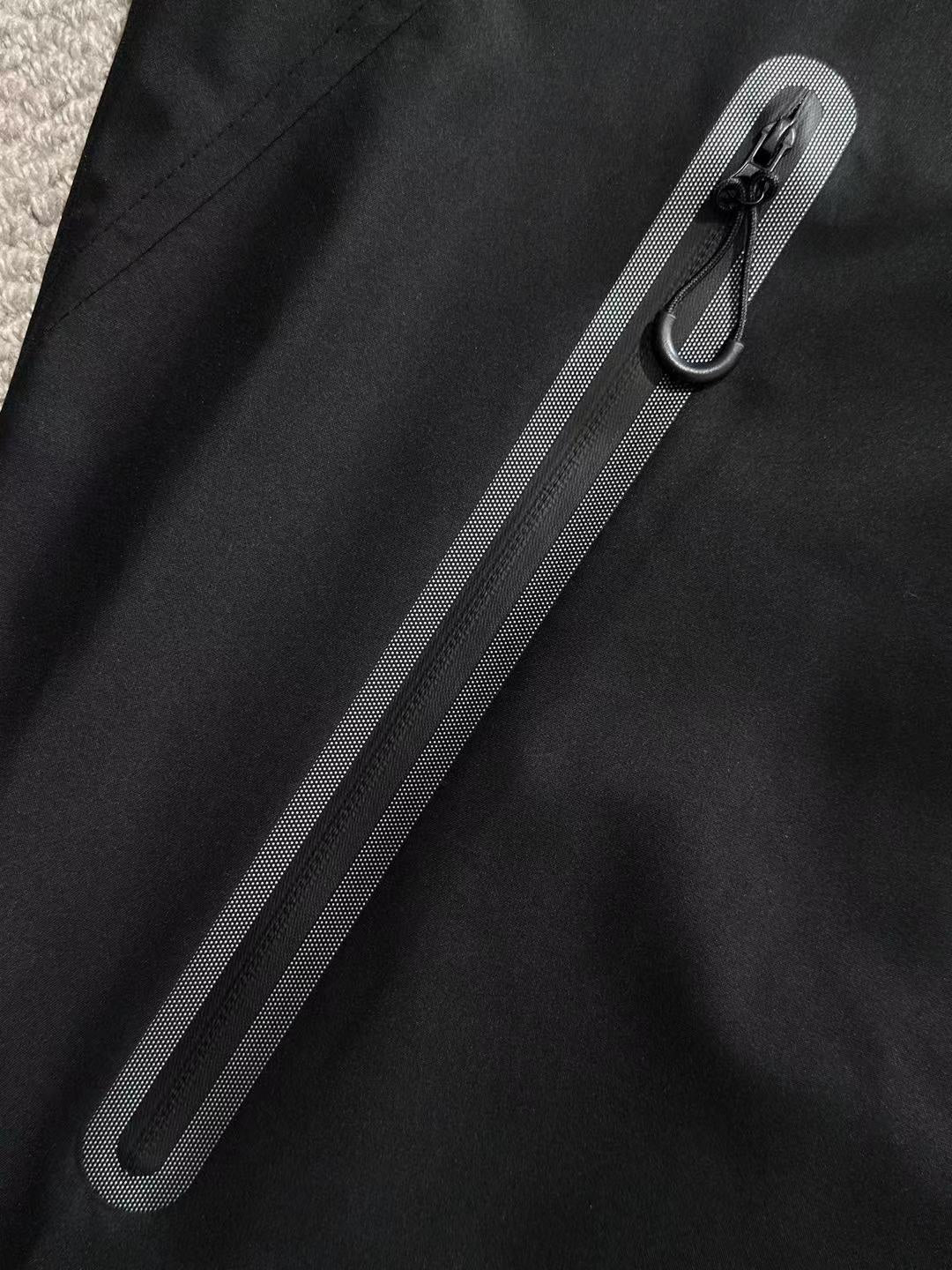 LV Fall Winter 2024 Hooded Nylon Zip Jacket | Lightweight Urban Luxury