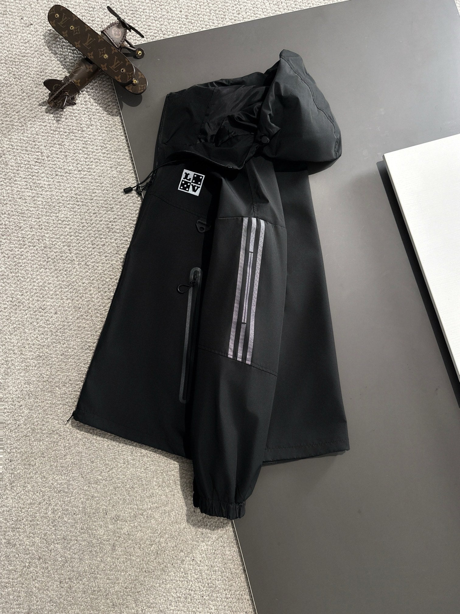 LV Fall Winter 2024 Hooded Nylon Zip Jacket | Lightweight Urban Luxury