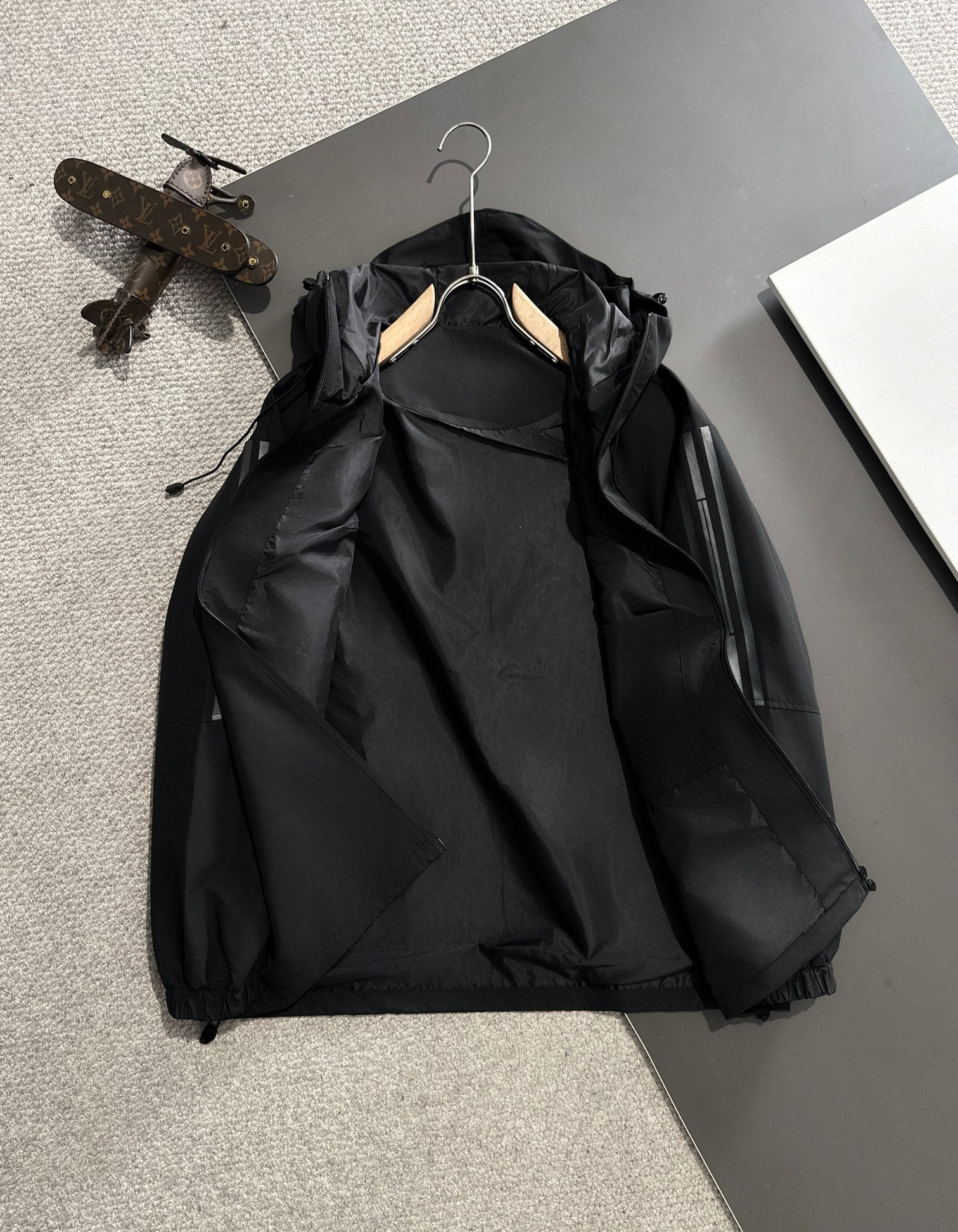 LV Fall Winter 2024 Hooded Nylon Zip Jacket | Lightweight Urban Luxury