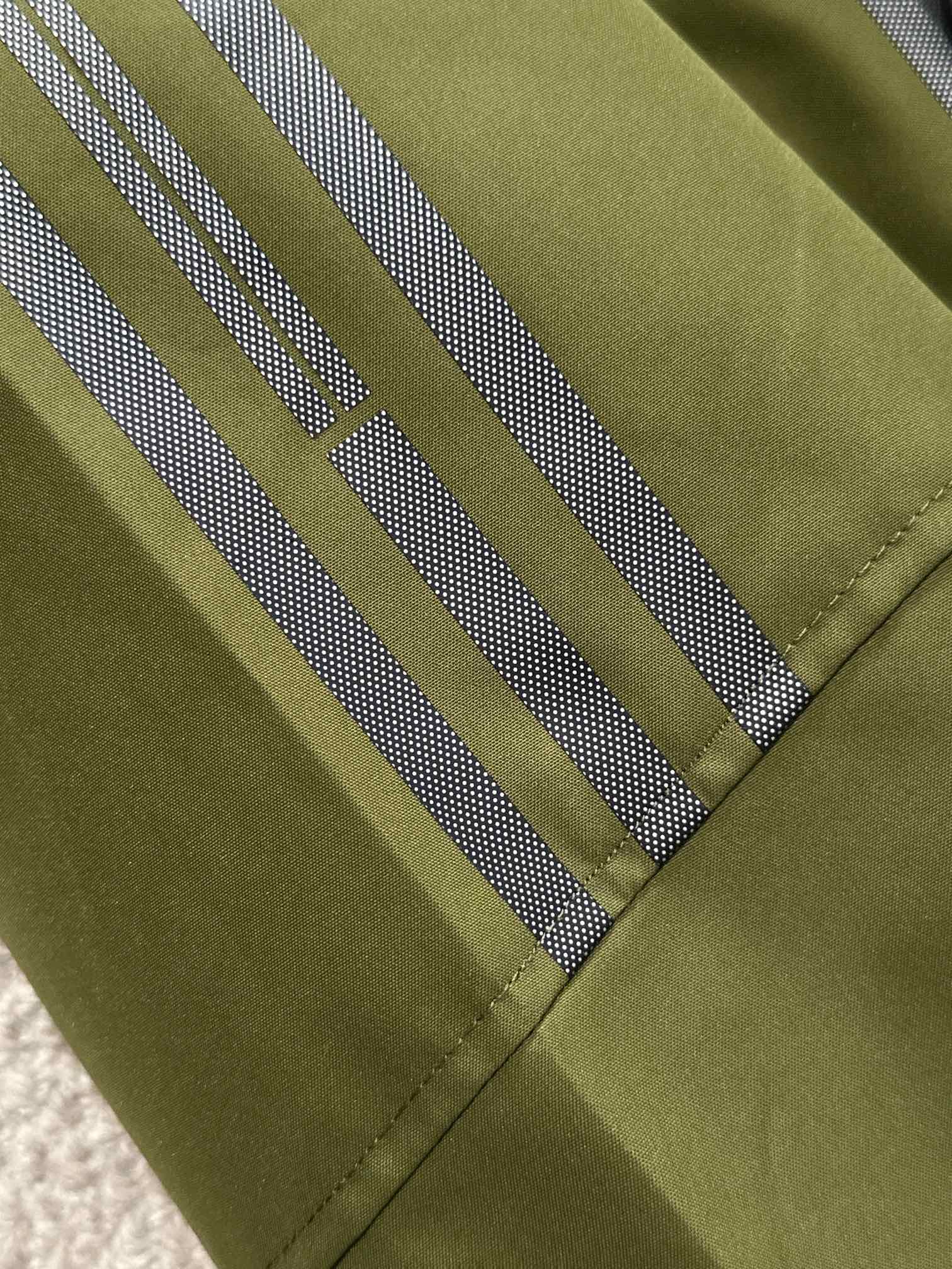 LV Fall Winter 2024 Hooded Nylon Zip Jacket | Lightweight Urban Luxury