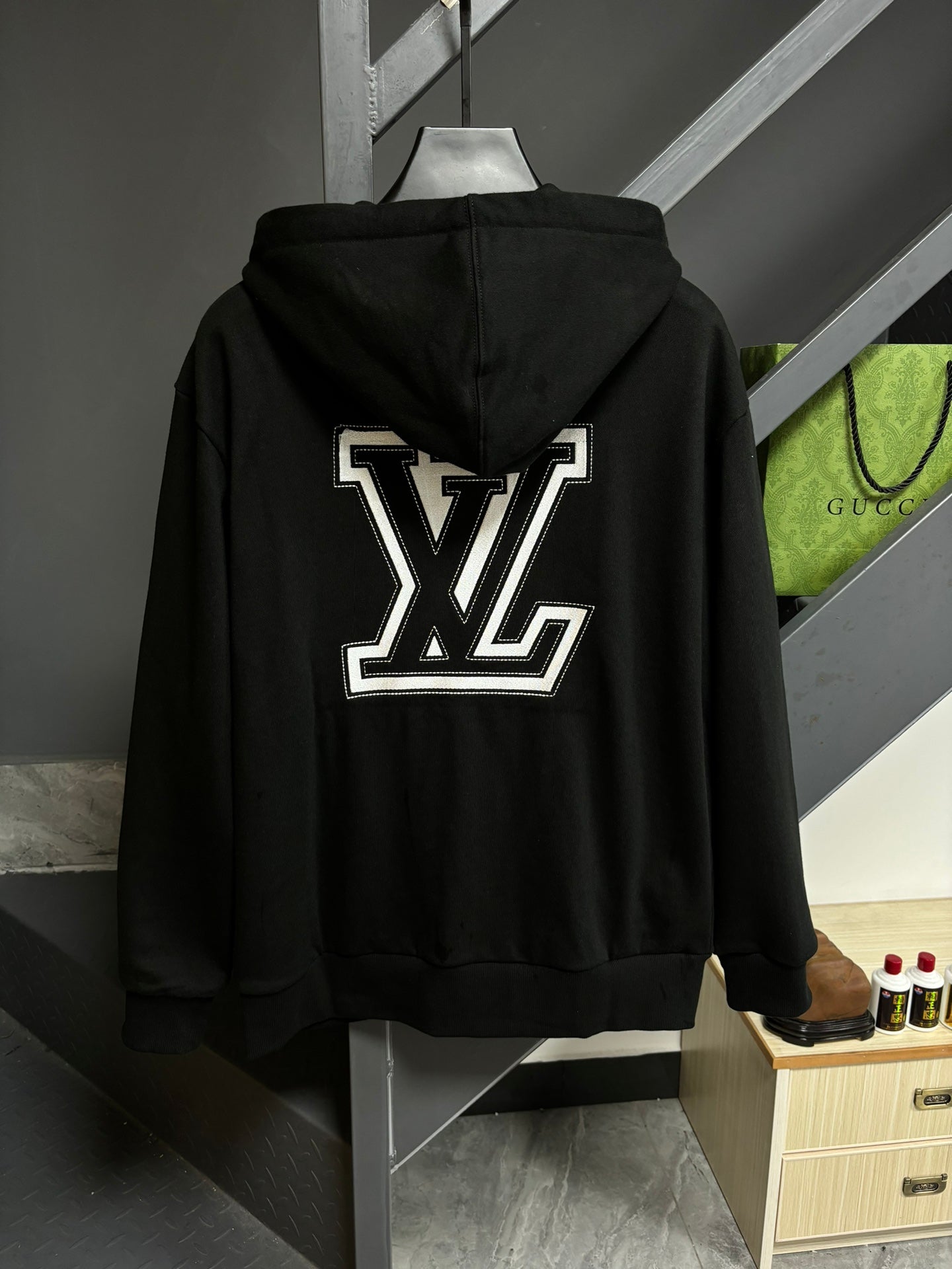 LOUIS VUITTON Classic Embroidered Logo Cotton Hoodie | Unisex Sweatshirt S-XL