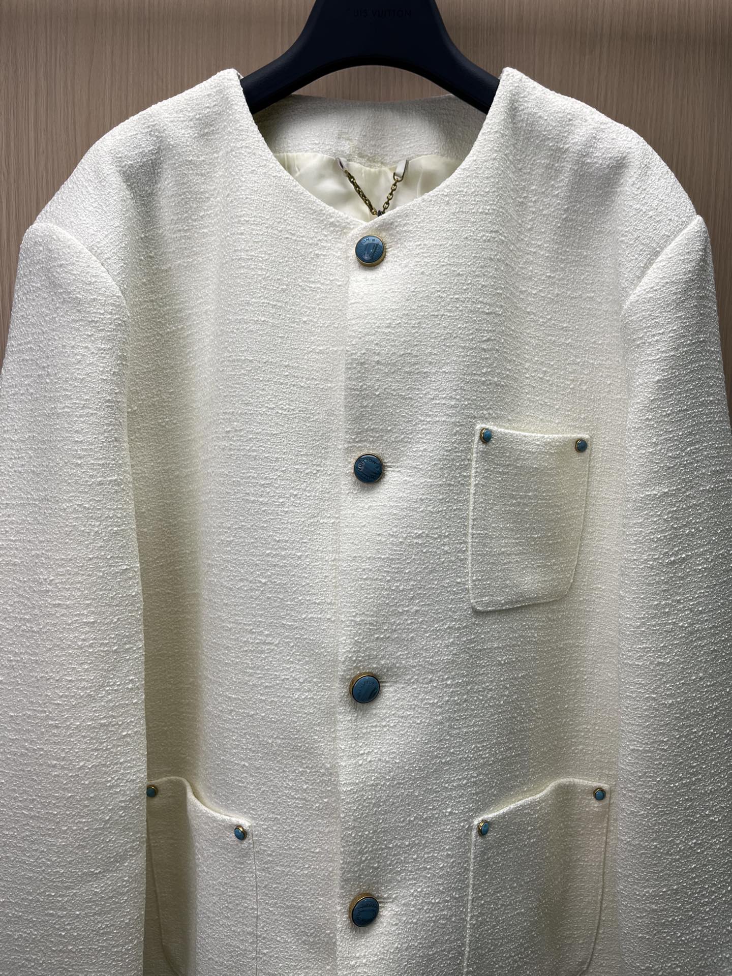 LOUIS VUITTON 24SS White Turquoise-Style Tweed Jacket | Wool Blend with Custom Hardware