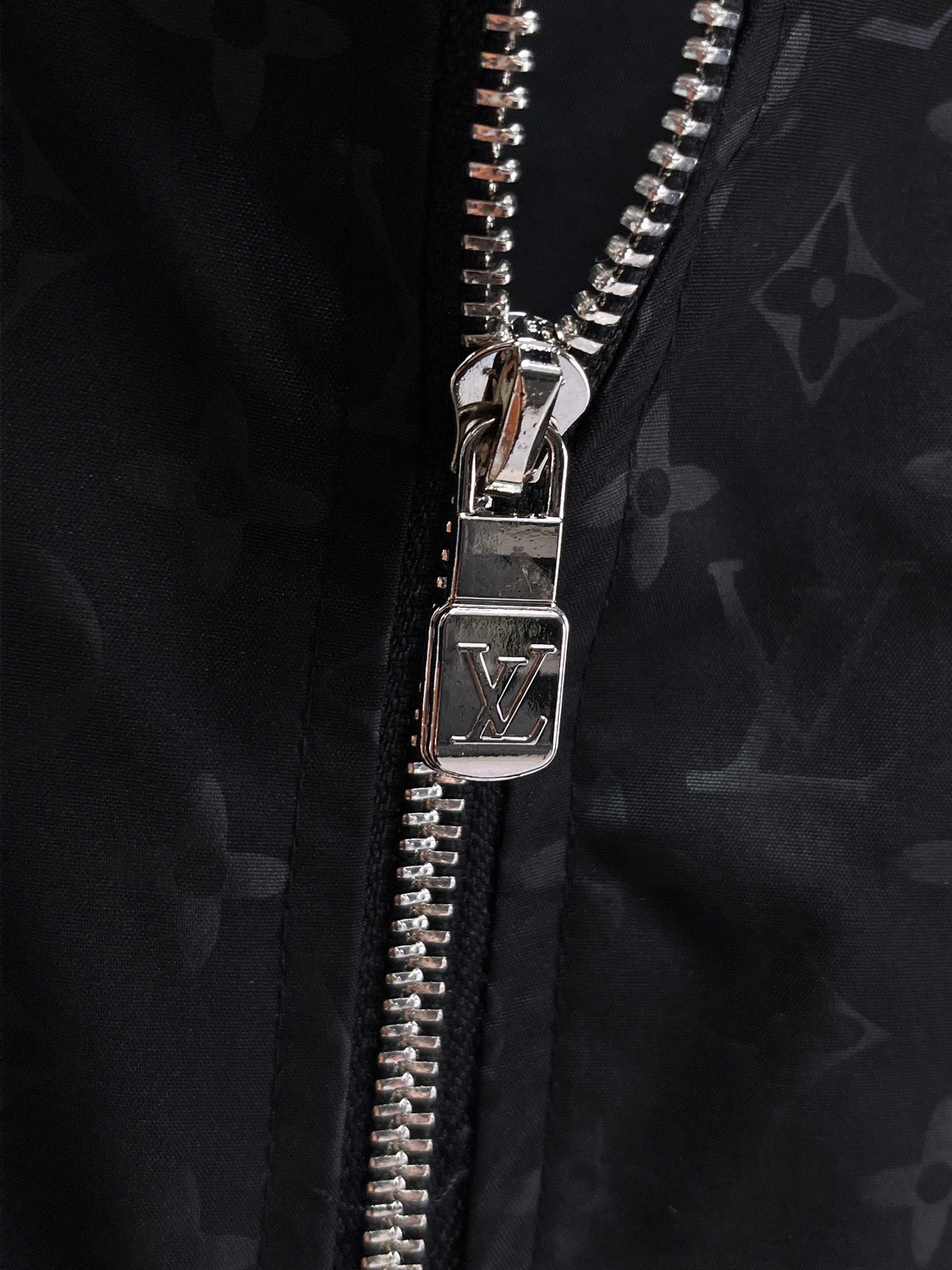 LOUIS VUITTON 2024 Fall Runway Jacket | Premium Memory Fabric M-3XL