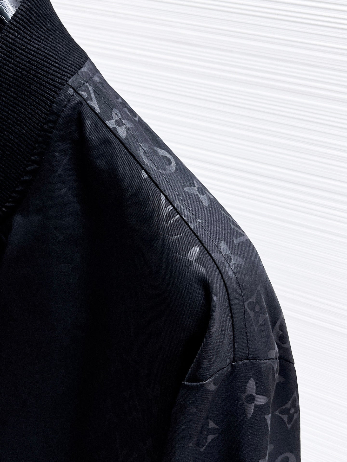 LOUIS VUITTON 2024 Fall Runway Jacket | Premium Memory Fabric M-3XL