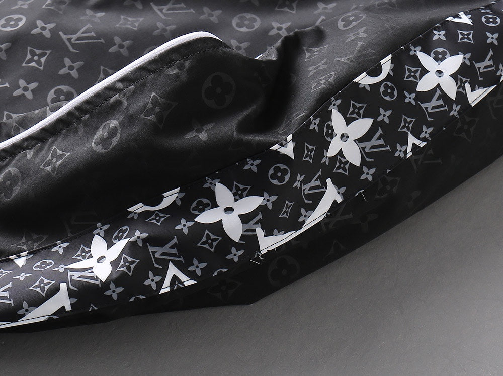 LOUIS VUITTON Autumn 2024 Men’s Jacket | Official Web Edition | Exclusive Tailored Fabric