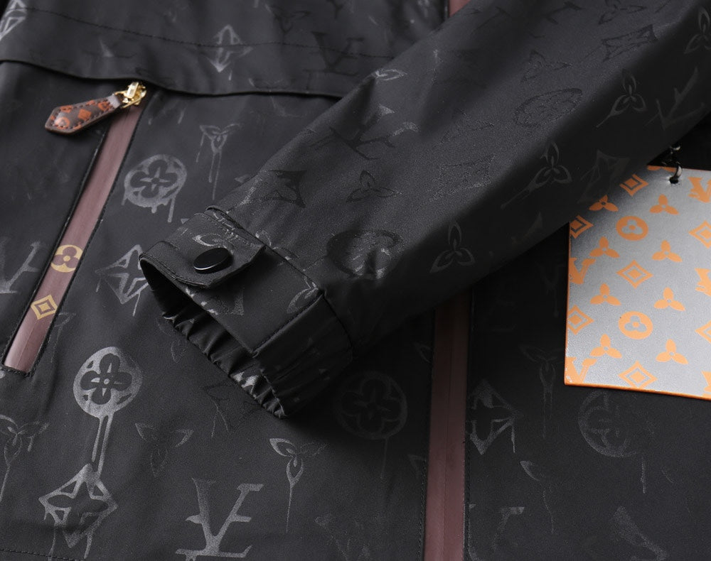 LOUIS VUITTON Autumn 2024 Men’s Jacket | Official Web Edition | Exclusive Tailored Fabric